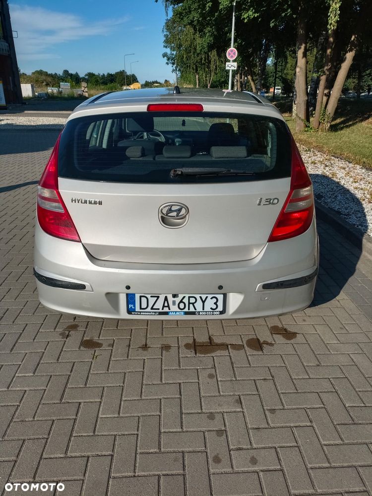 Hyundai i30 1.6 Comfort - 3