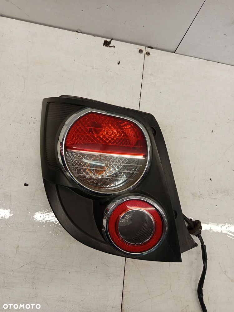 + LAMPA TYL TYLNA LEWA CHEVROLET AVEO T300 - 2