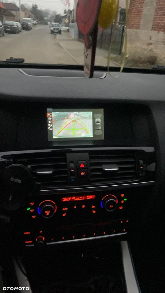 BMW X3 xDrive28i - 10