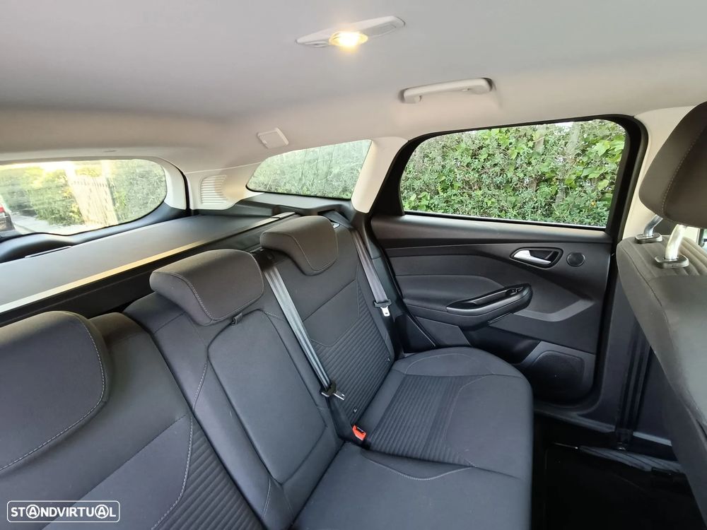 Ford Focus SW 1.5 TDCi Titanium - 6