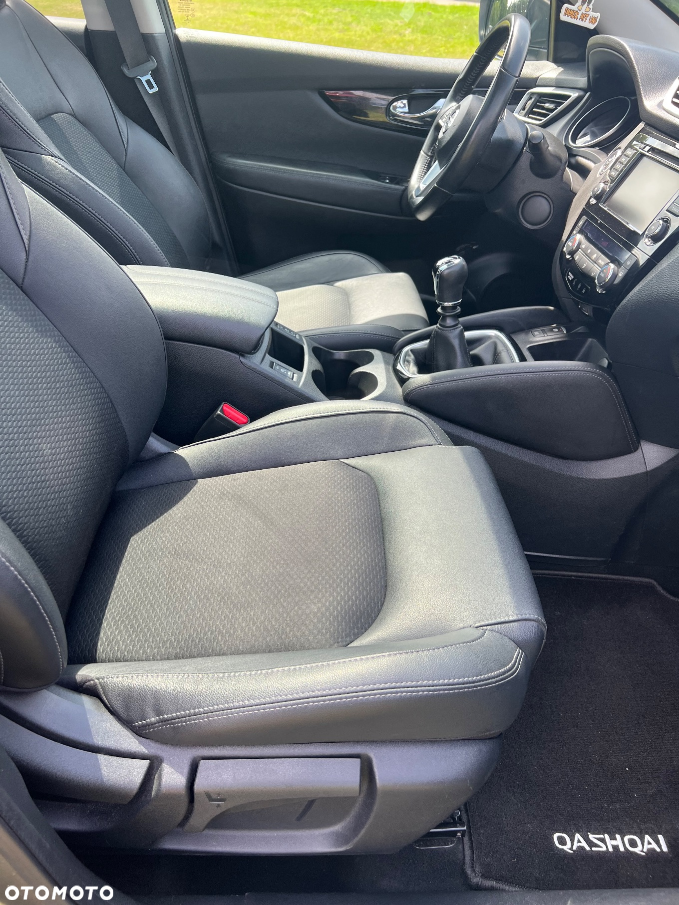 Nissan Qashqai - 10