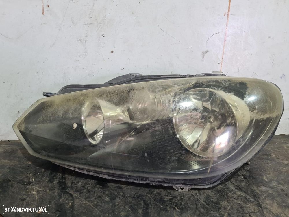 FAROL ESQUERDO VOLKSWAGEN GOLF VI 5K110.2008 - 1