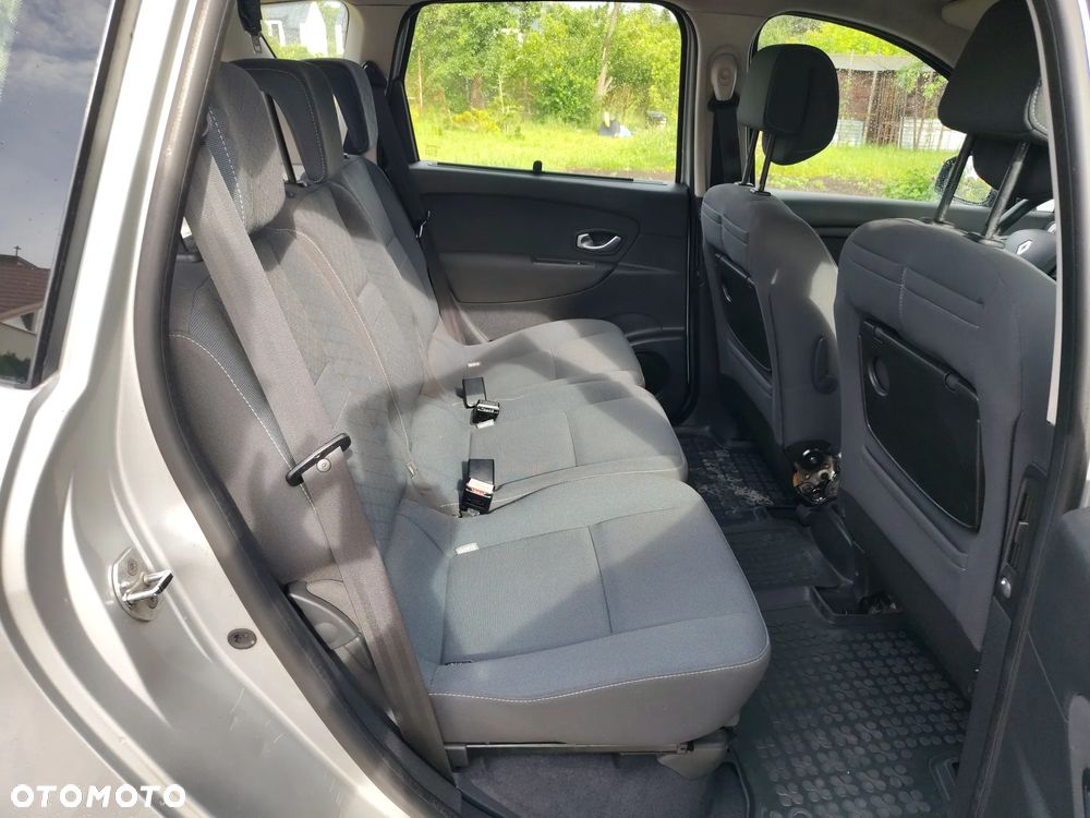 Renault Scenic - 18