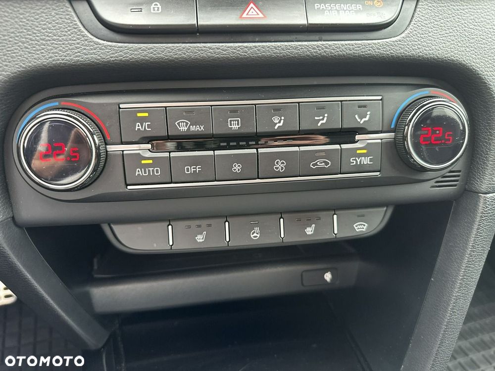 Kia XCeed 1.5 T-GDI GT-Line - 27