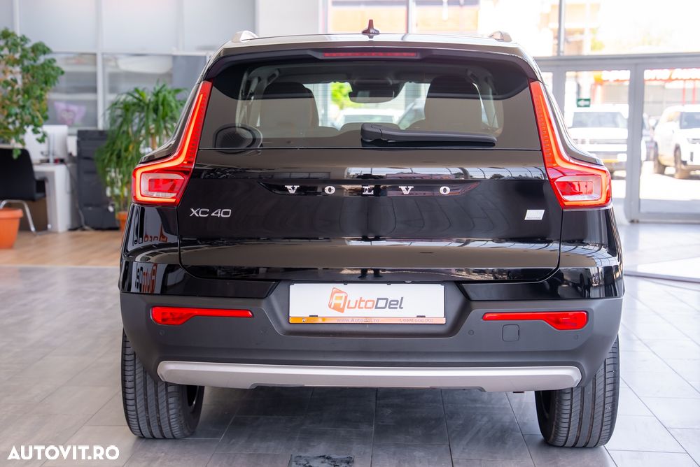 Volvo XC 40 T4 Recharge DKG Inscription Expression - 11