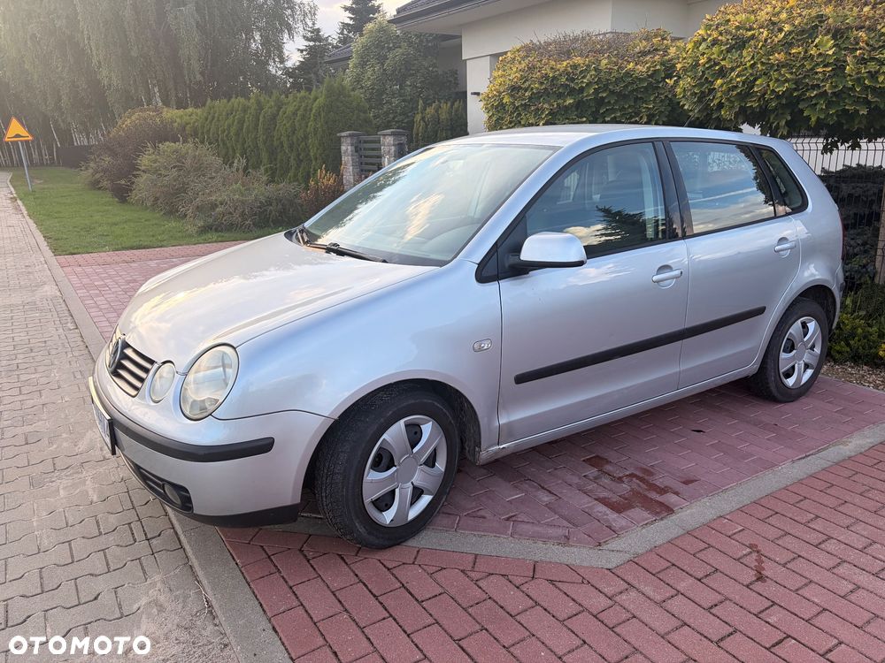 Volkswagen Polo 1.4 Comfortline - 2