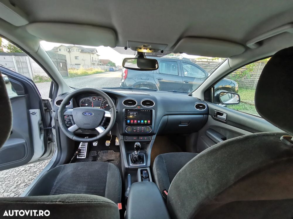 Ford Focus 2.0 TDCI Ghia - 7