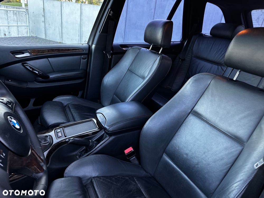 BMW X5 3.0 i Edition Exclusive Sport - 10