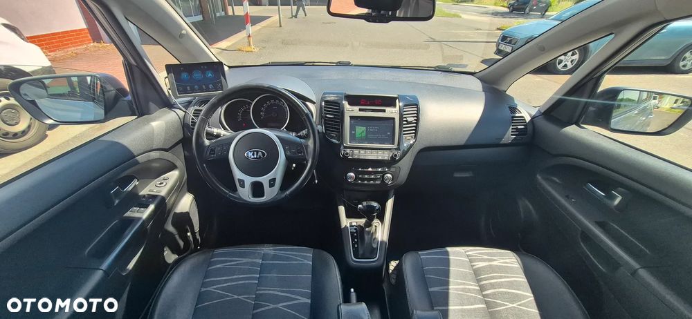 Kia Venga 1.6 Business Line - 11