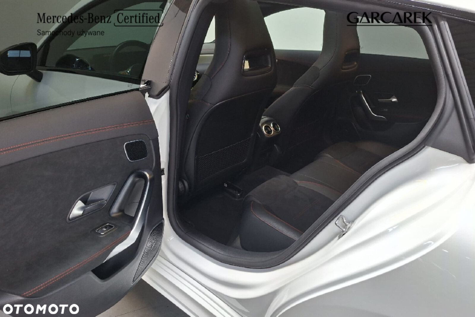 Mercedes-Benz CLA - 21