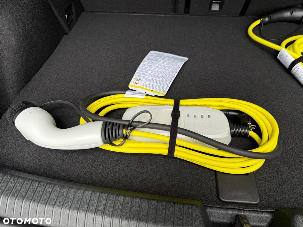 Volkswagen Golf - 18