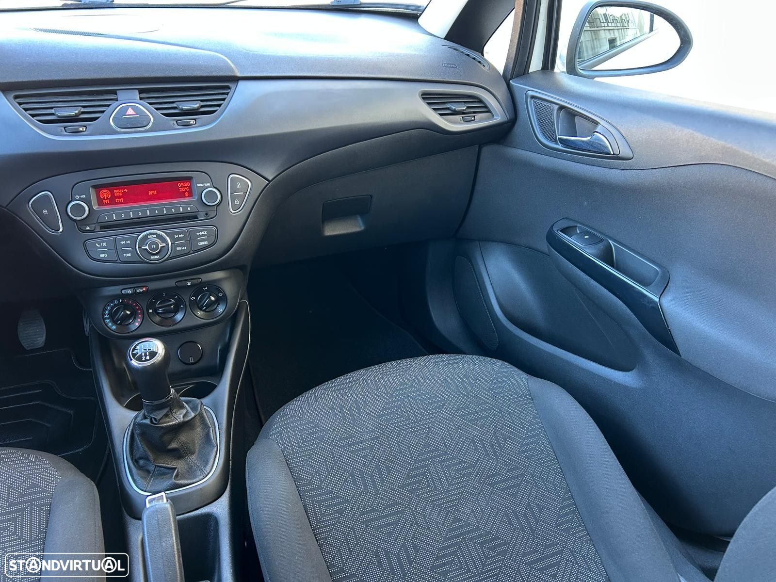 Opel Corsa 1.2 Dynamic - 25