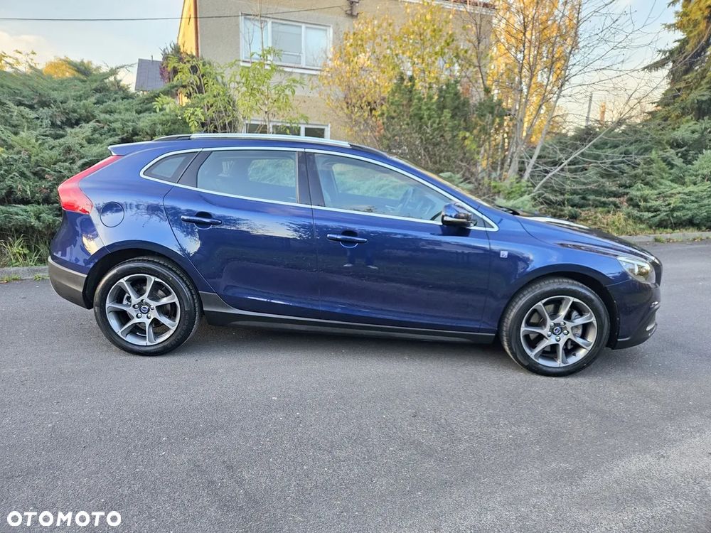 Volvo V40 D2 Ocean Race - 4