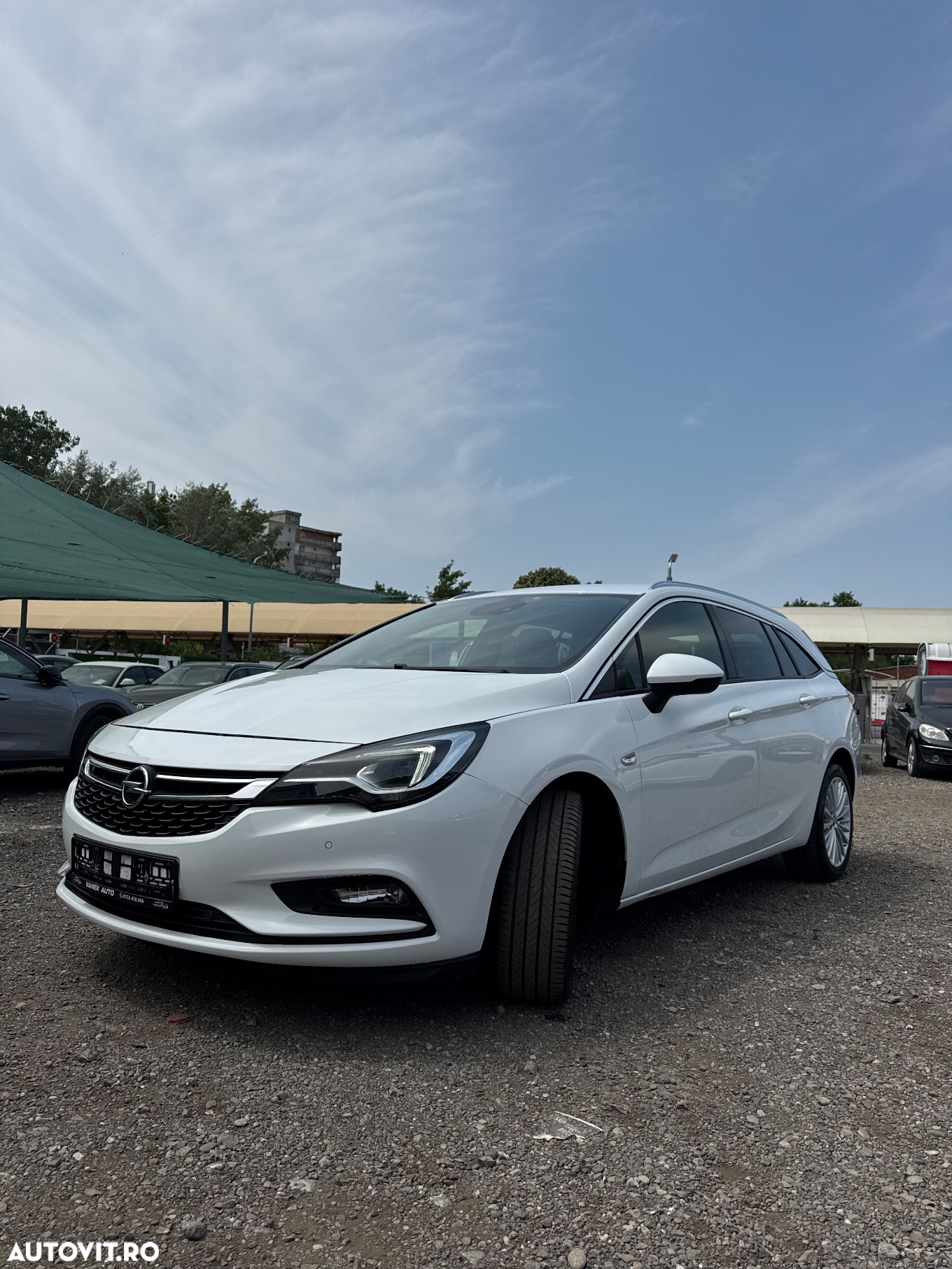Opel Astra 1.6 D (CDTI) Automatik Innovation - 18