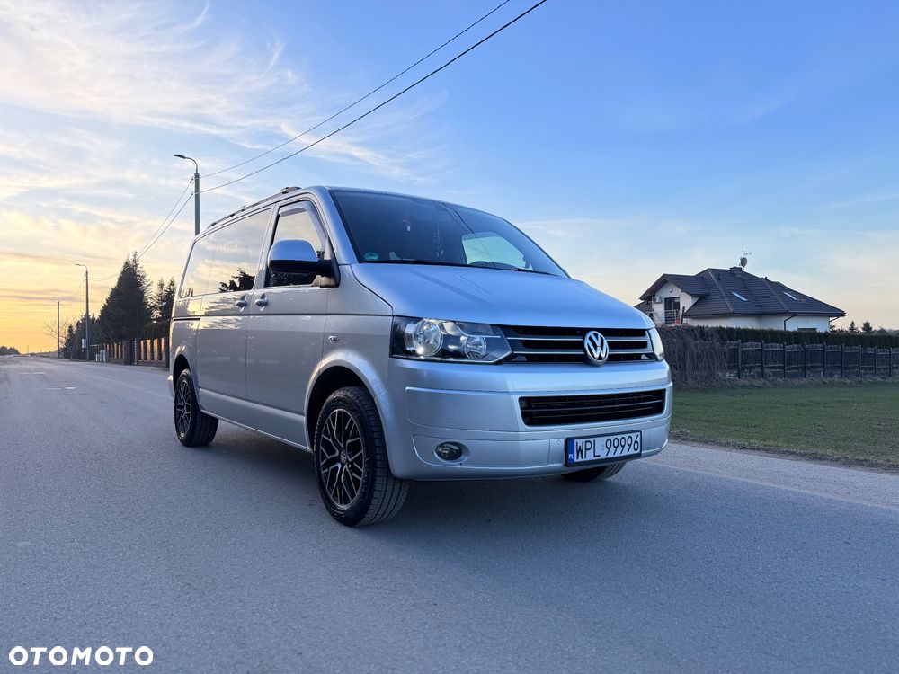 Volkswagen Caravelle - 4