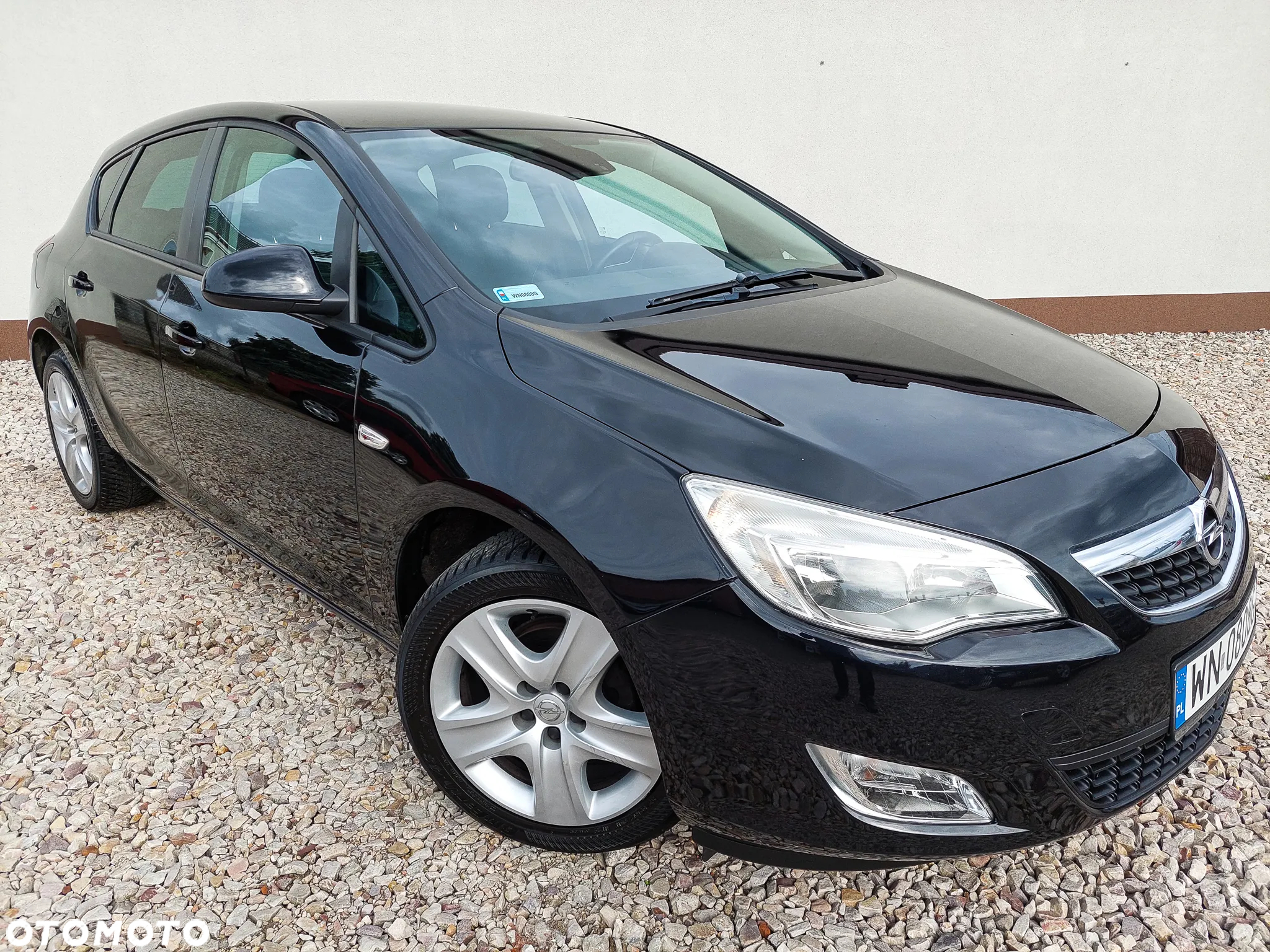 Opel Astra 1.4 Turbo Design Edition - 2