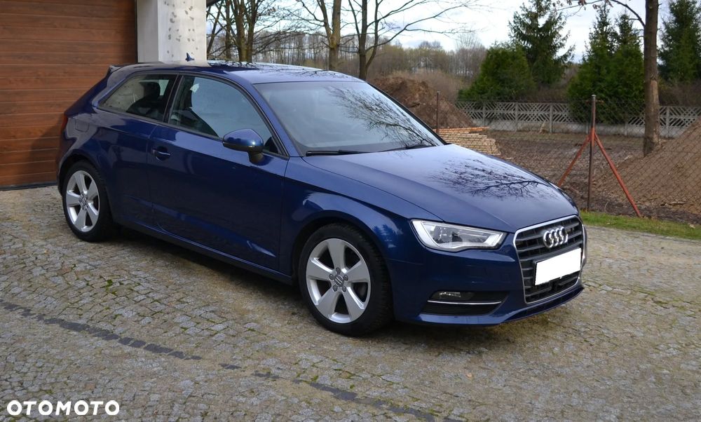 Audi A3 3-drzwiowe 2.0 TDI Ambition - 3