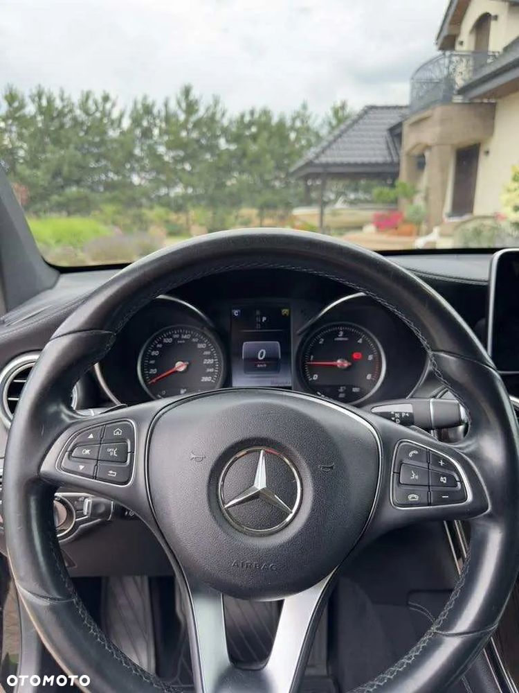 Mercedes-Benz GLC 220 d 4-Matic - 23