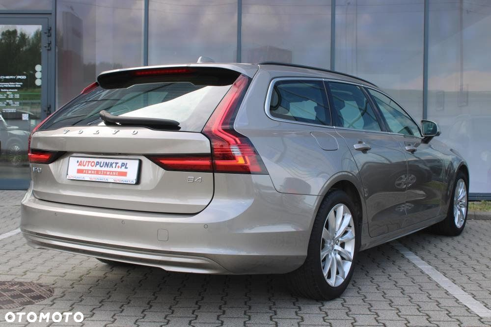 Volvo V90 - 4