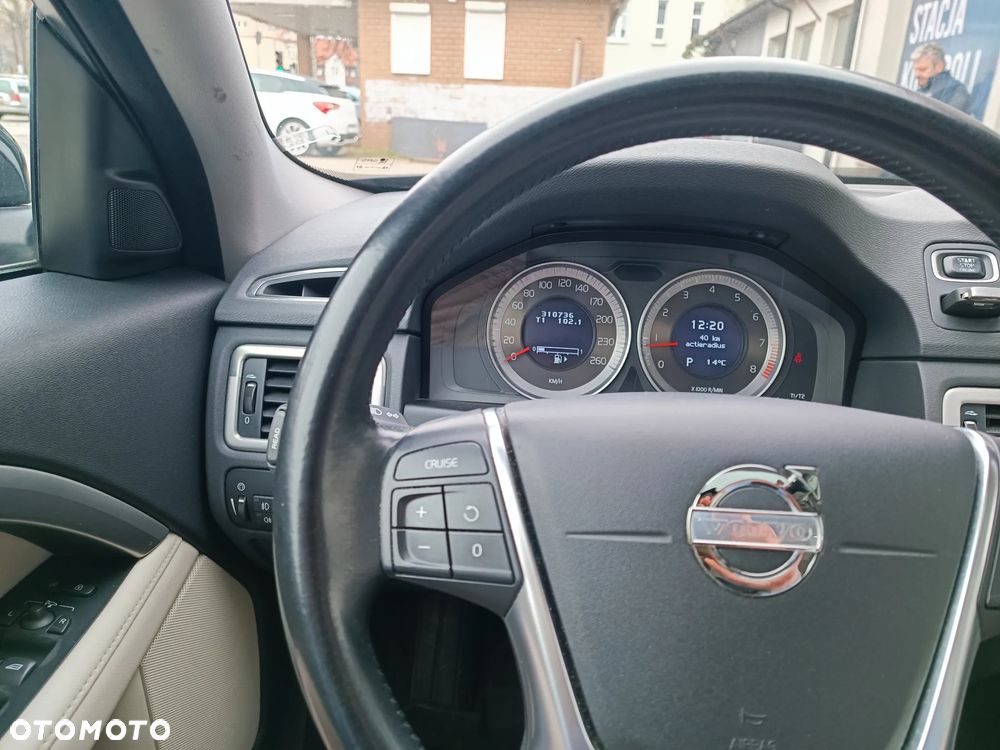 Volvo V70 T4 Powershift Summum - 15