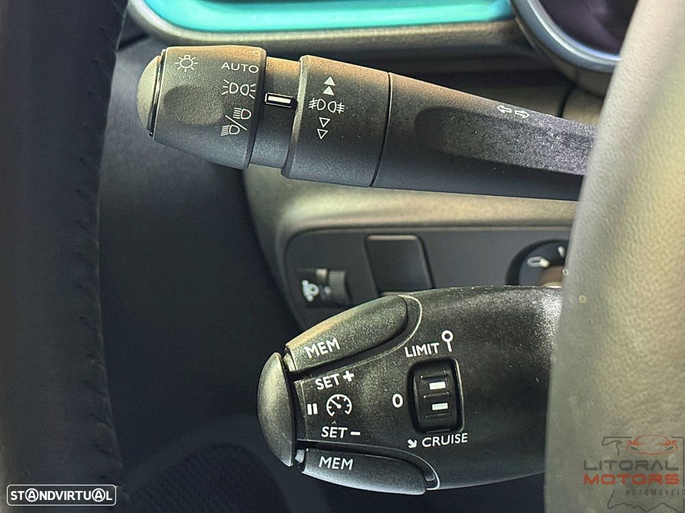 Citroën C3 1.2 PureTech Shine - 22