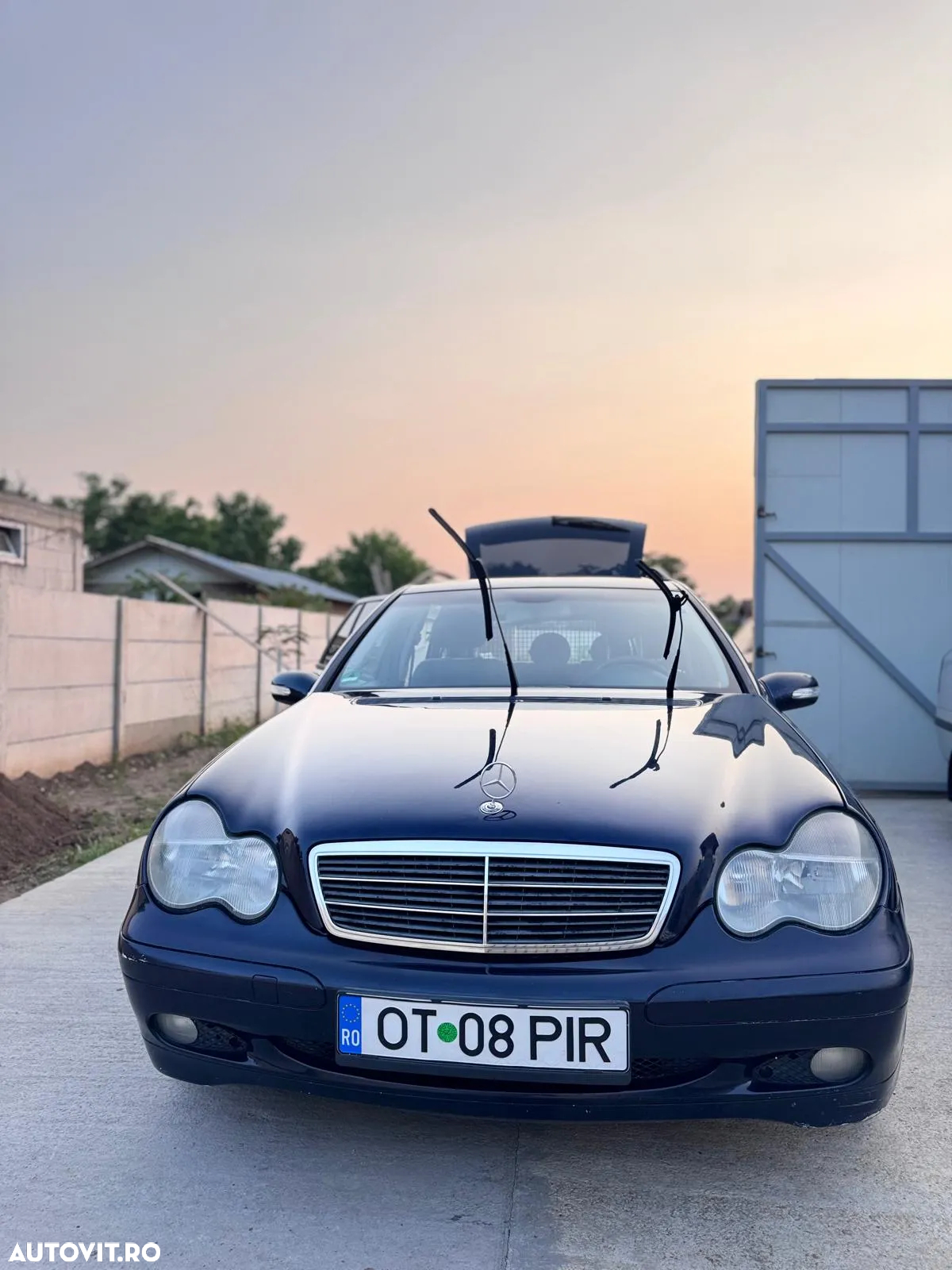 Mercedes-Benz C 220 T CDI Classic - 9