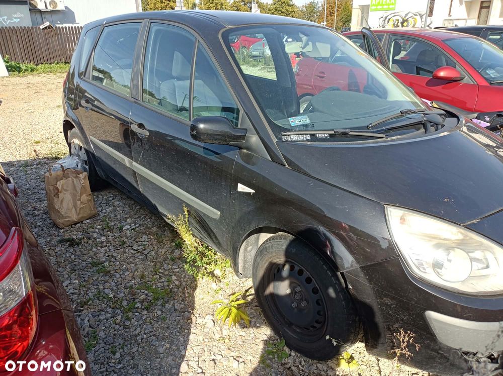 Renault Scenic - 2
