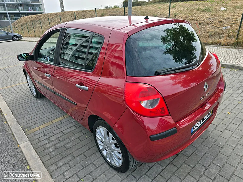 Renault Clio 1.2 TCE Dynamique S - 4