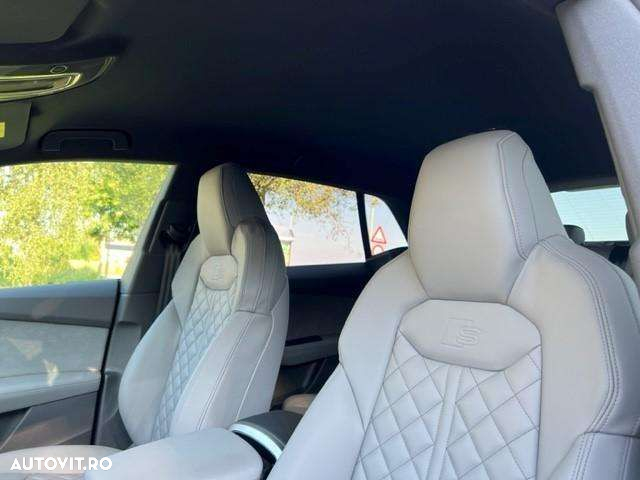 Audi Q8 - 14