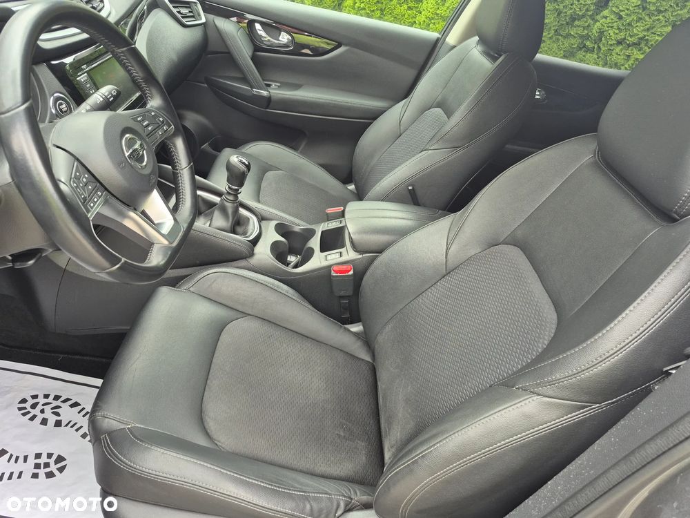 Nissan Qashqai 1.3 DIG-T ZAMA - 19