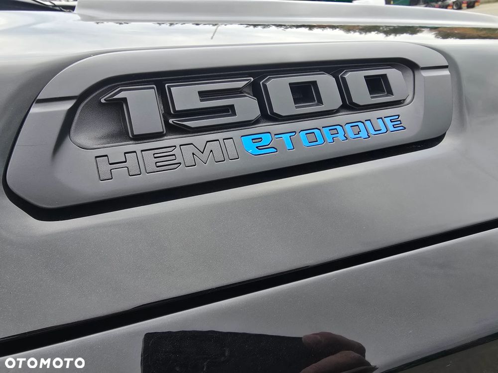 RAM 1500 Crew Cab Longhorn - 24