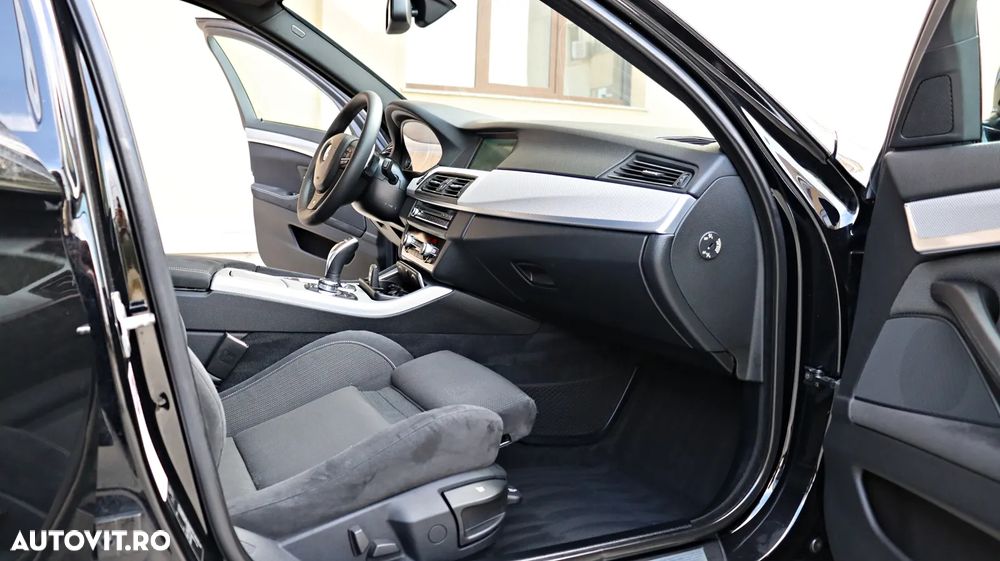 BMW Seria 5 525d xDrive AT - 15