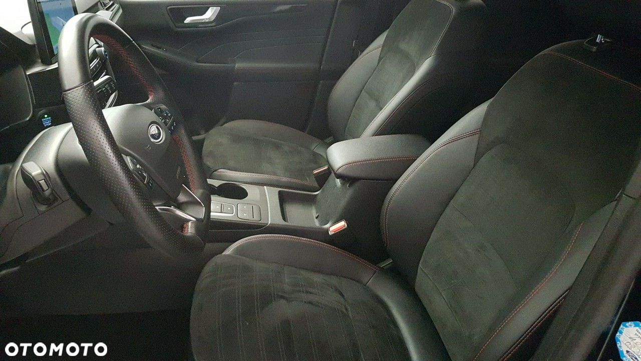 Ford Kuga - 20
