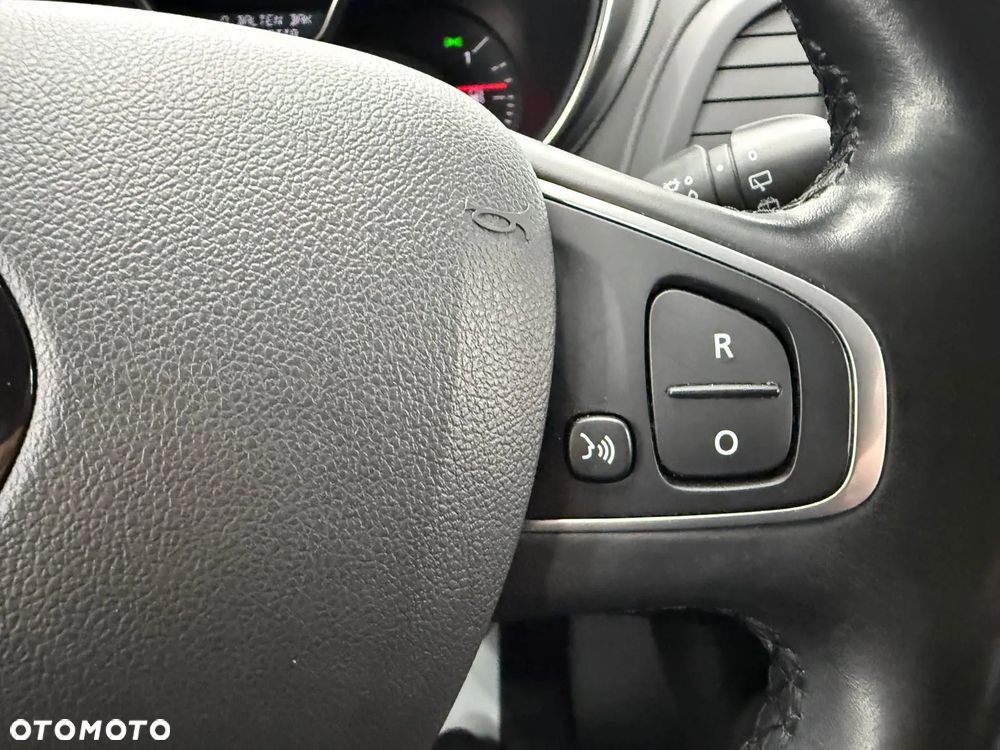 Renault Captur - 16