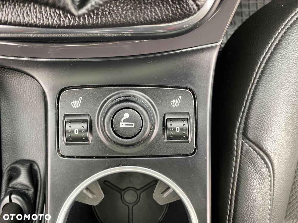 Ford Kuga 2.0 TDCi 4x4 Titanium - 22