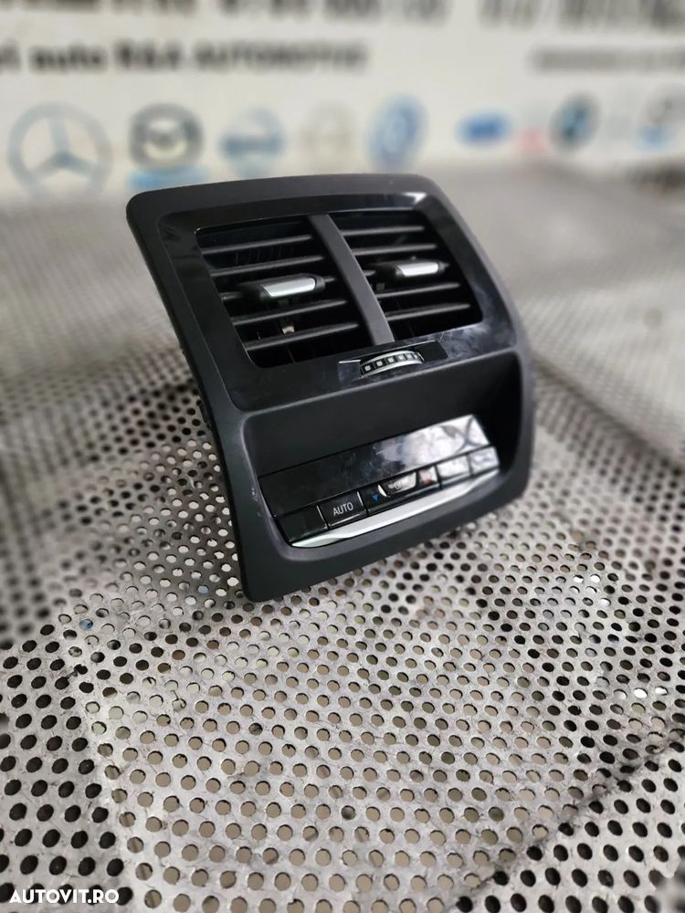 Grila Ventilatie Panou Climatronic Control Clima Spate Cotiera Bmw X3 X4 G01 G02 F97 Dezmembrez Bmw - 3