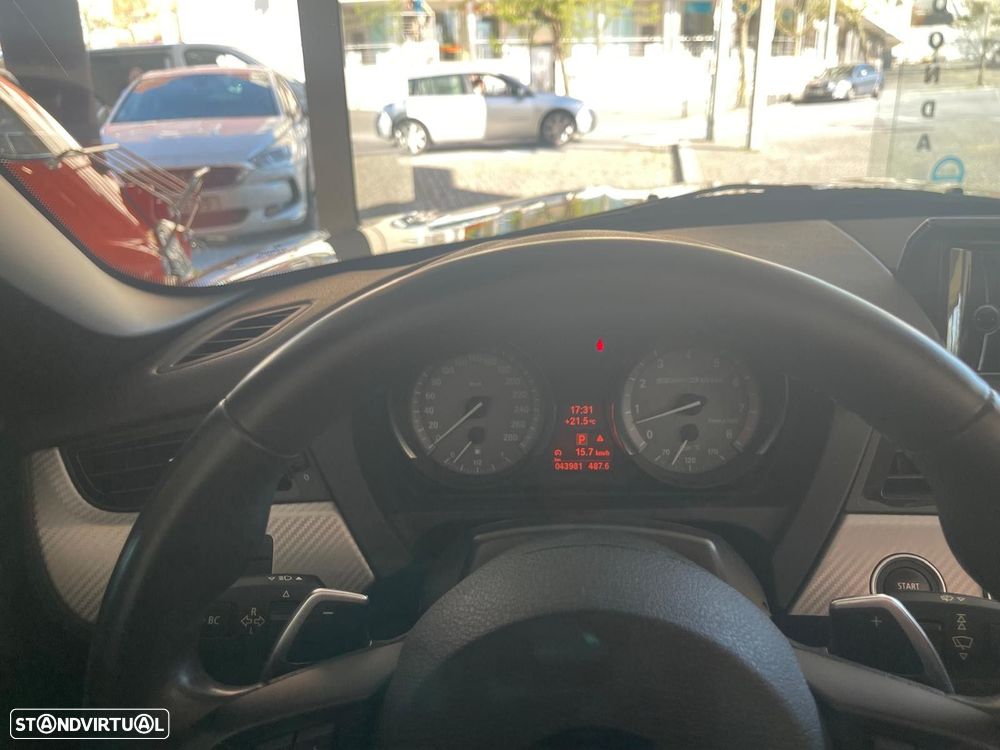 BMW Z4 35 is Auto - 21