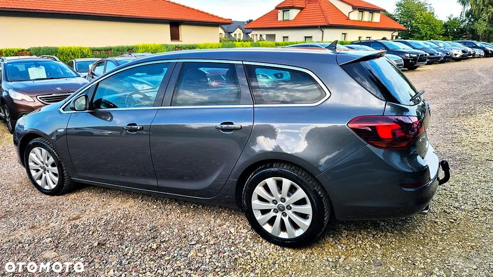 Opel Astra 1.6 T Cosmo - 19
