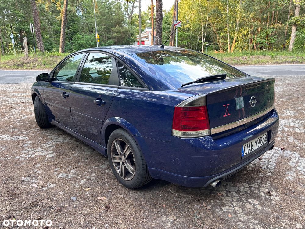 Opel Vectra 2.2 - 3