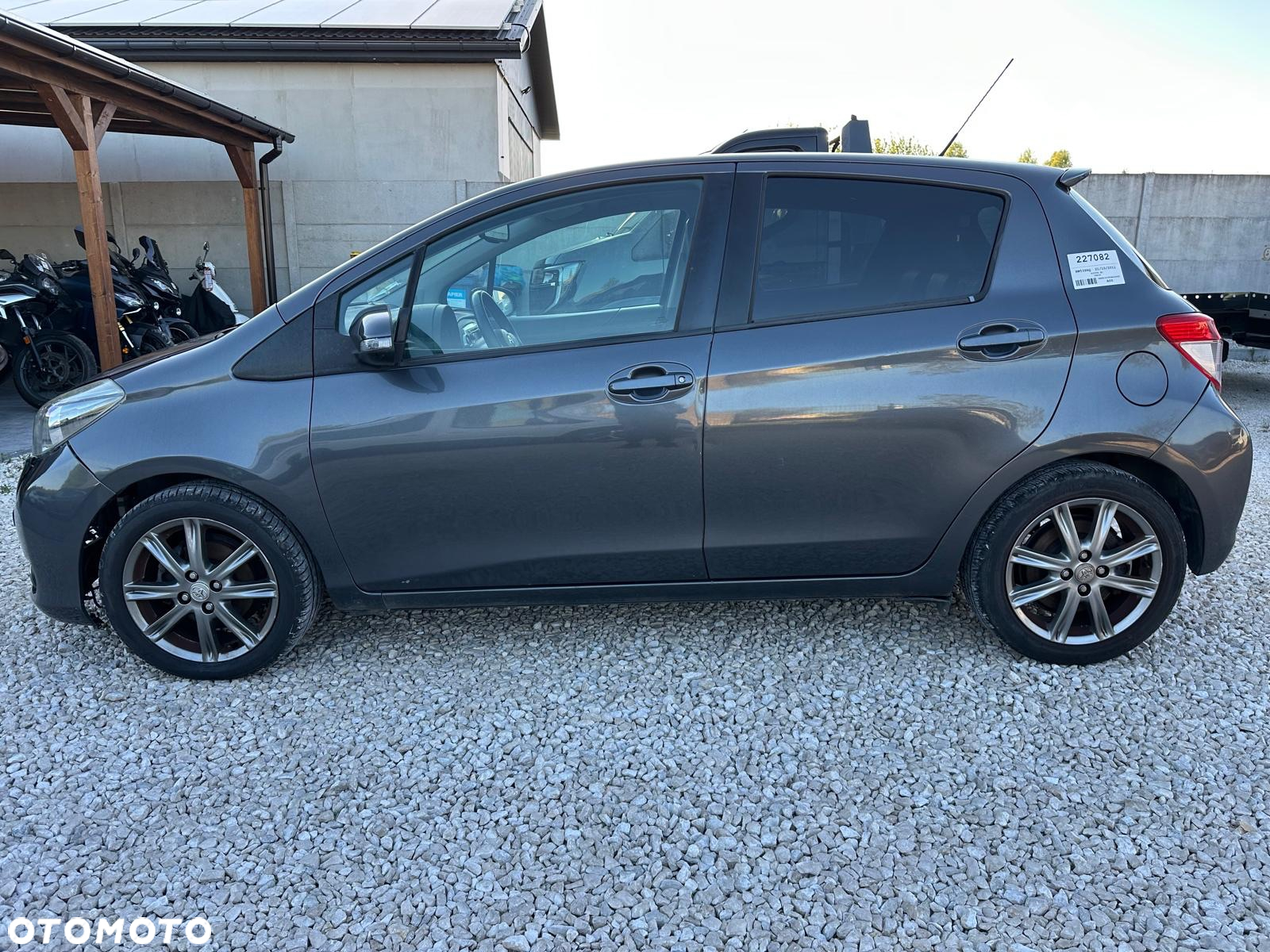 Toyota Yaris - 19