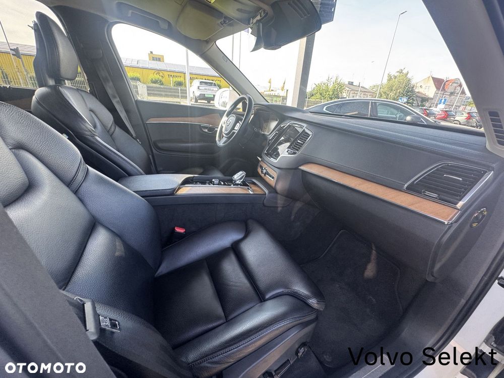 Volvo XC 90 - 26