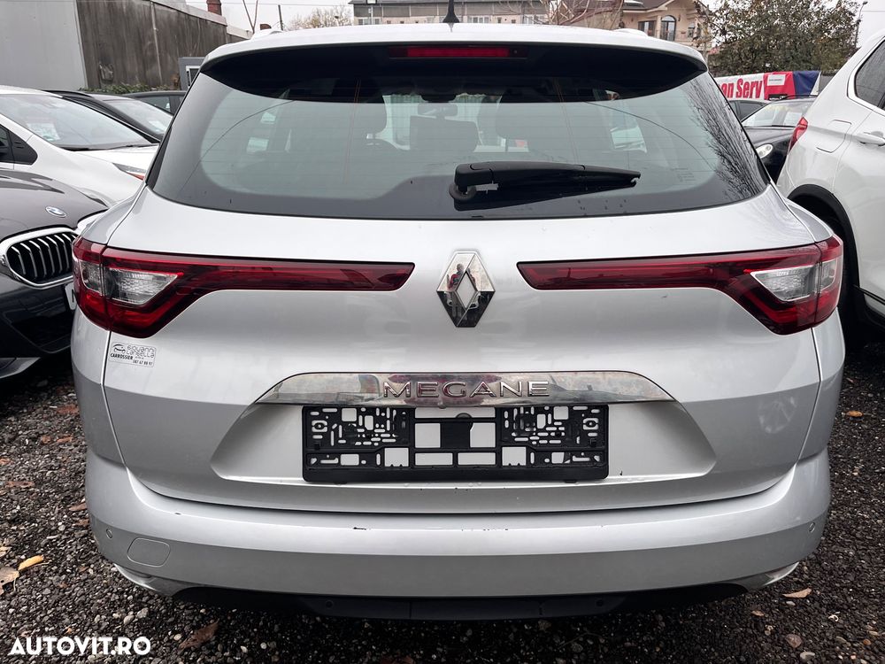 Renault Megane Blue dCi 116 Intens - 11