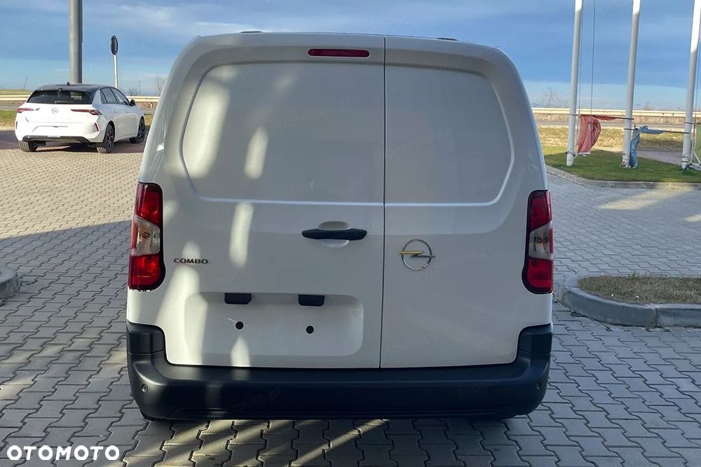 Opel Combo Van Cargo XL L2H1 1.5 100KM - 3