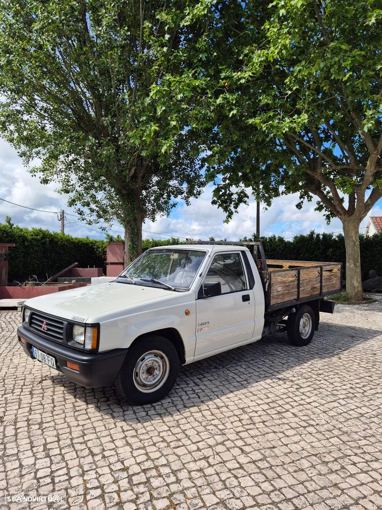 Mitsubishi L200 2.5 D - 1
