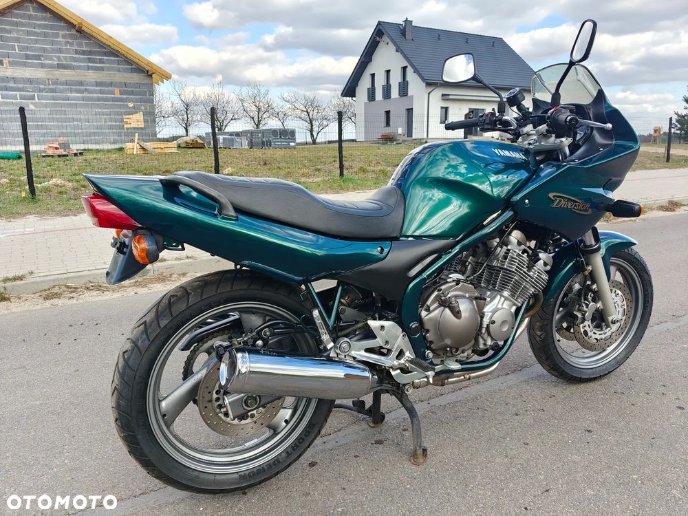 Yamaha XJ - 4