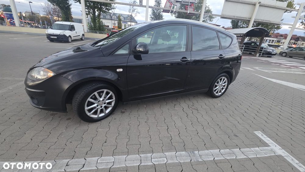 Seat Altea 2010 photo 2