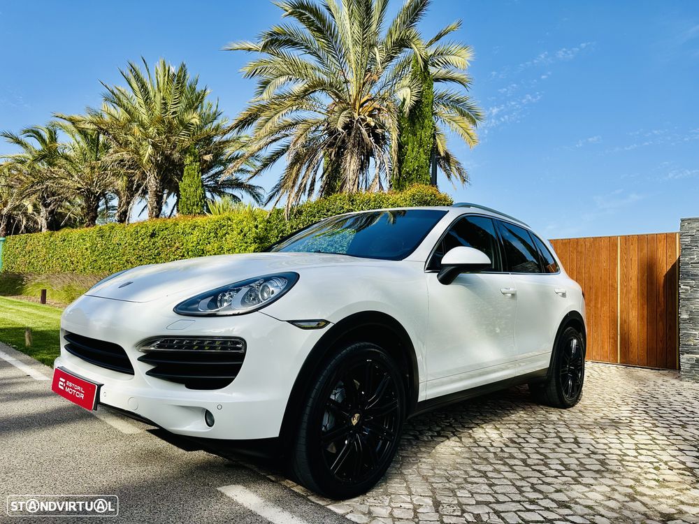 Porsche Cayenne S - 1