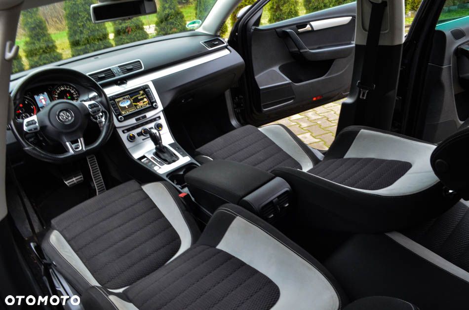Volkswagen Passat - 31