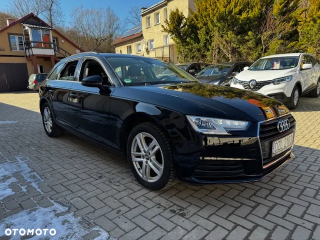 Audi A4 Avant 2.0 TDI S tronic - 4
