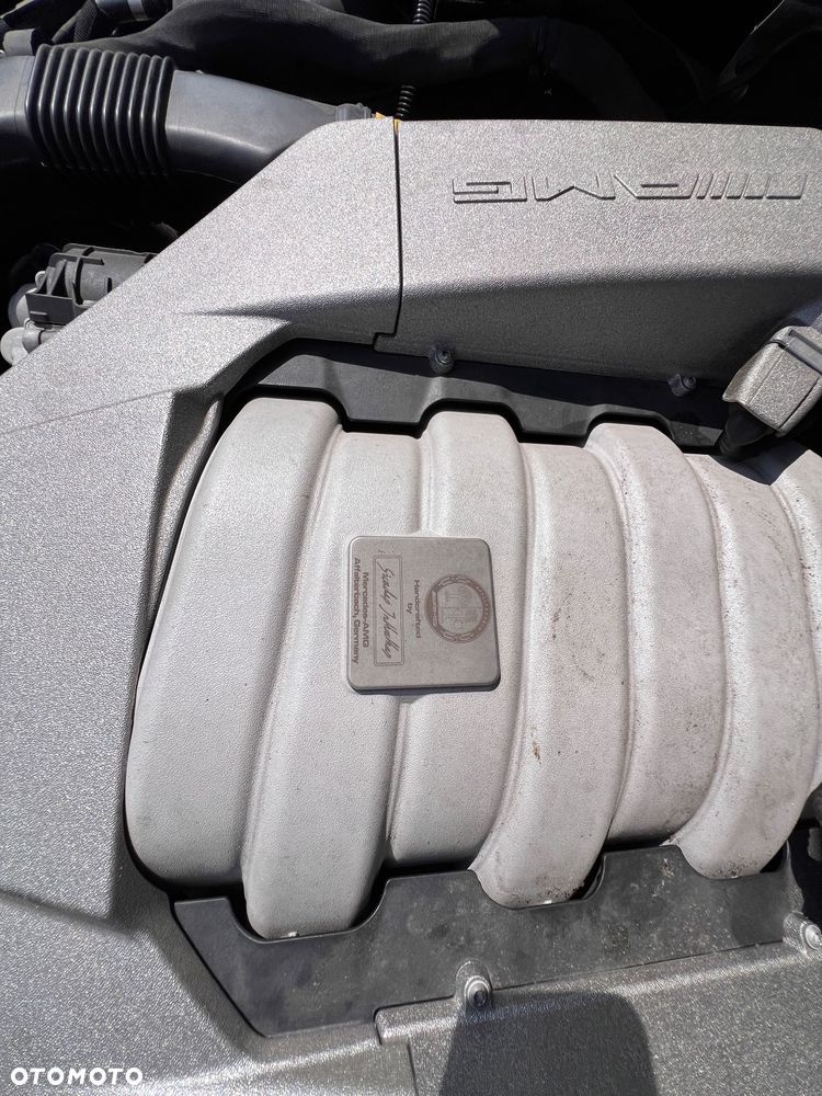 Mercedes-Benz Klasa E 63 AMG - 19